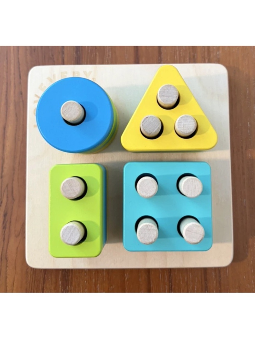 Lovevery Sort and Stack Peg Puzzle
